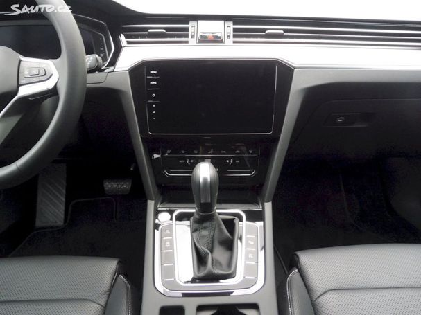 Volkswagen Passat Variant 2.0 TDI Elegance 4Motion DSG 147 kW image number 10