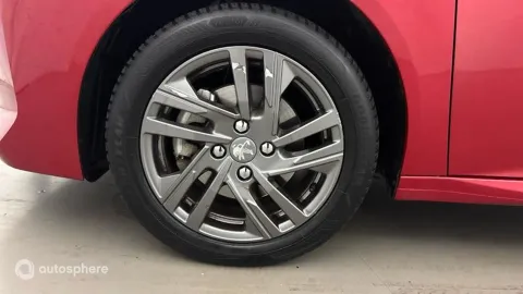 Car image 20