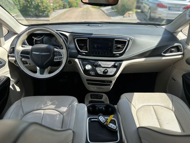 Chrysler Pacifica 214 kW image number 16