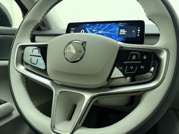 Car image 49
