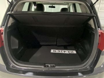 Car image 22