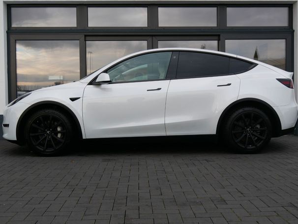 Tesla Model Y 60 Long Range AWD 378 kW image number 11