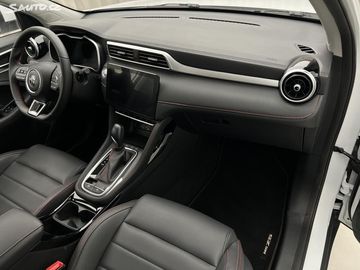 Car image 18