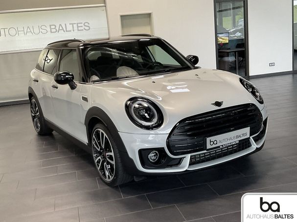 Mini Cooper Clubman JCW Trim 100 kW image number 3