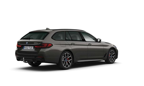 BMW 530 Touring xDrive 215 kW image number 2