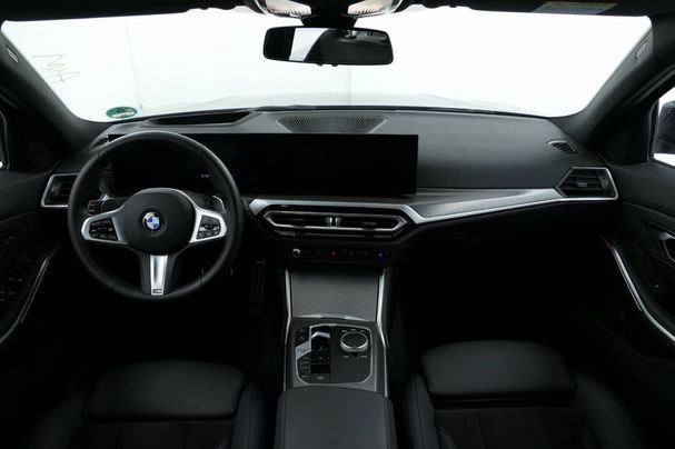 BMW 320d Touring 140 kW image number 7