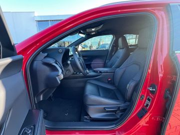 Car image 23