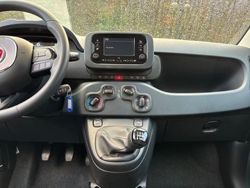 Car image 11