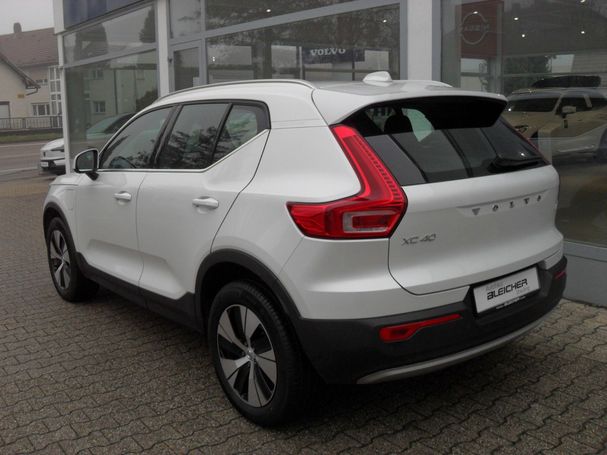 Volvo XC40 Plug-in T4 Inscription Expression 155 kW image number 4