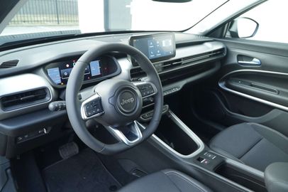 Car image 31