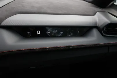 Car image 34