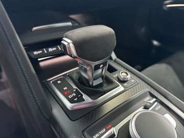 Car image 41