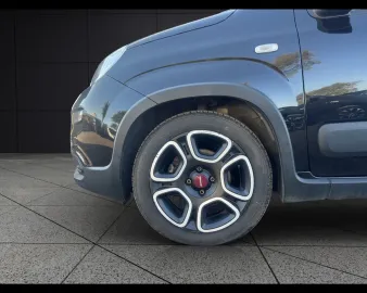Car image 20