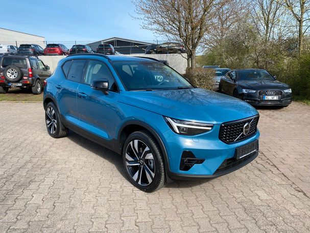 Volvo XC40 B4 Dark 145 kW image number 1