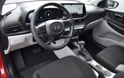 Car image 13