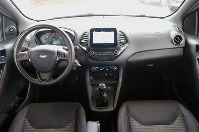 Car image 20