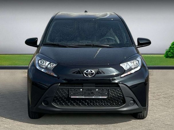 Toyota Aygo X 53 kW image number 2