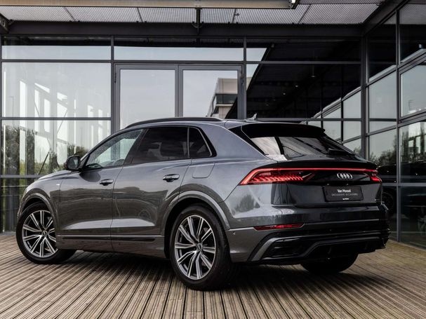 Audi Q8 55 TFSIe quattro 280 kW image number 8