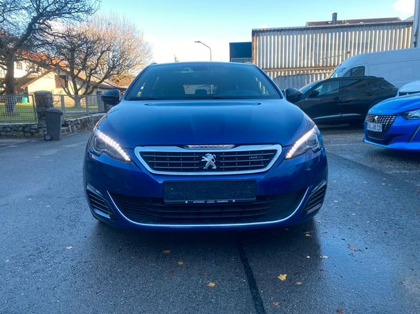 Peugeot 308 SW 180 EAT6 GT 133 kW image number 3