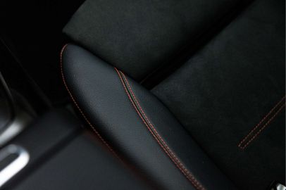 Car image 41