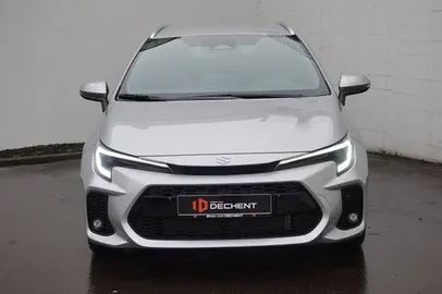 Car image 3