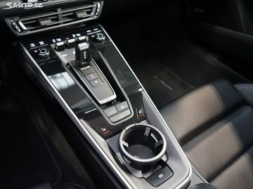 Car image 37