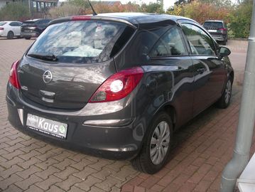 Car image 6