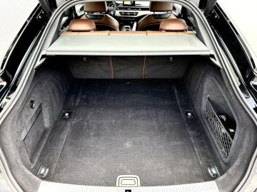 Car image 36