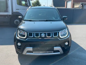 Car image 3