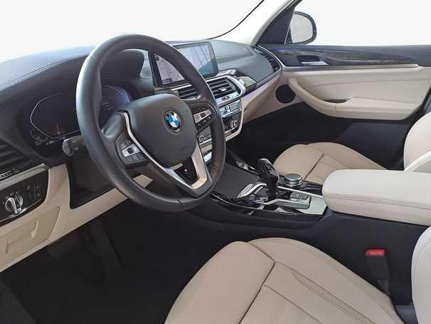 BMW X3 xDrive20d Luxury Line 140 kW image number 10