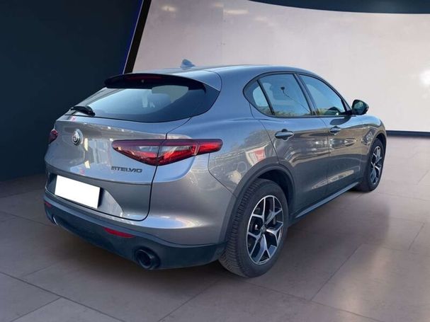 Alfa Romeo Stelvio 2.2 140 kW image number 4