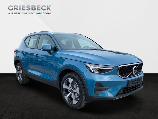 Volvo XC40 B3 Core 120 kW image number 6