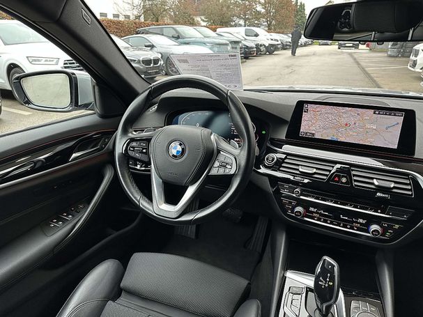 BMW 520d Touring xDrive 140 kW image number 37