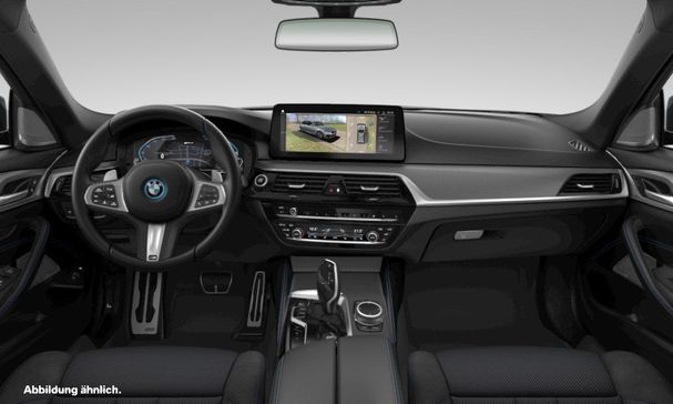 BMW 530 Touring xDrive 215 kW image number 3