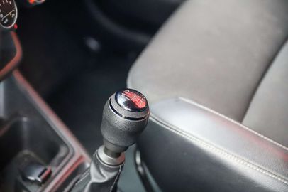 Car image 37