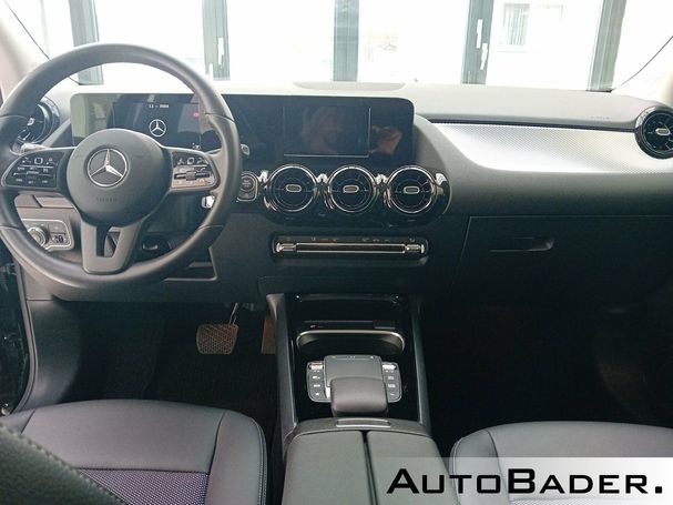 Mercedes-Benz GLA 180 100 kW image number 11