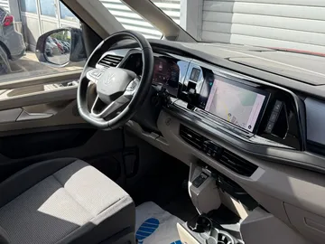 Car image 37
