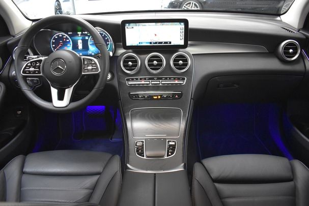 Mercedes-Benz GLC 300 de 225 kW image number 11