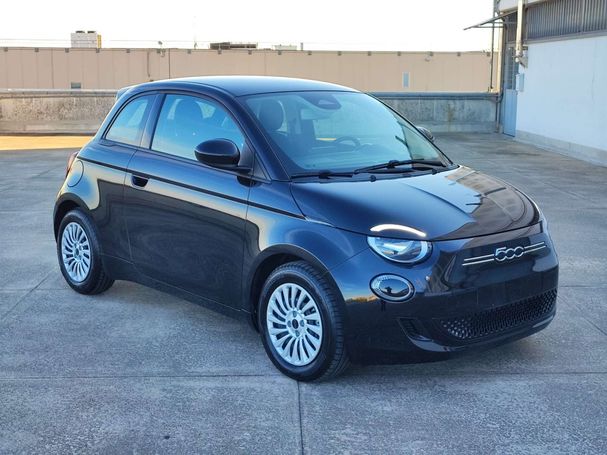 Fiat 500 e 70 kW image number 2