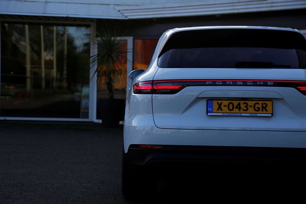 Porsche Cayenne E-Hybrid 340 kW image number 32