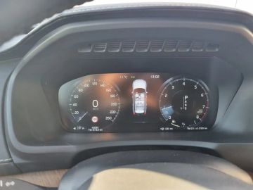 Car image 36