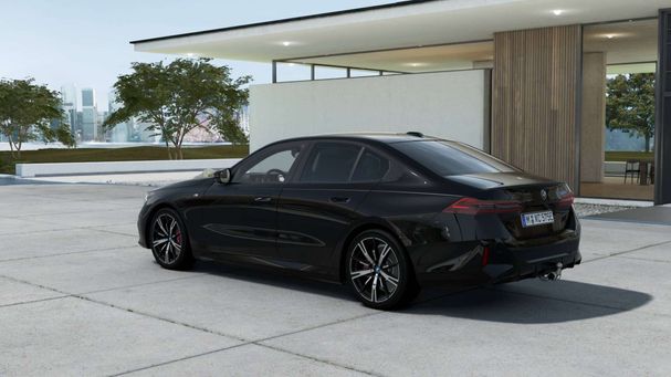 BMW i5 M60 xDrive Pro 442 kW image number 3