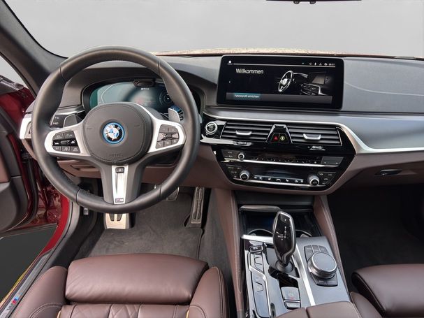 BMW 530 Touring xDrive 185 kW image number 9