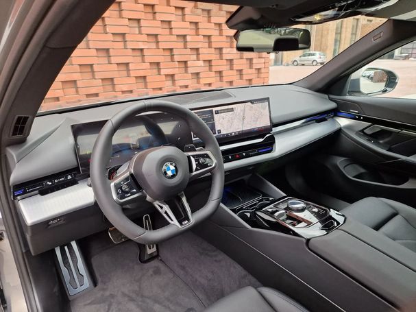 BMW 520i 140 kW image number 18