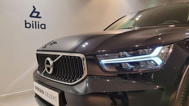 Volvo XC40 B4 Momentum 147 kW image number 17