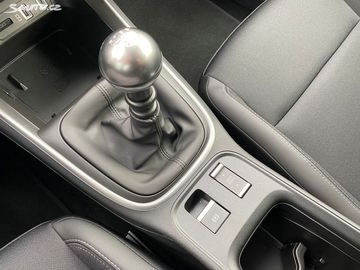 Car image 33