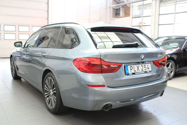 BMW 520i Touring 135 kW image number 6