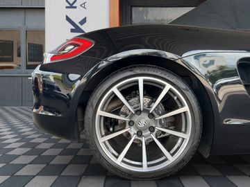 Car image 32