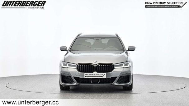 BMW 520d Touring xDrive 135 kW image number 2