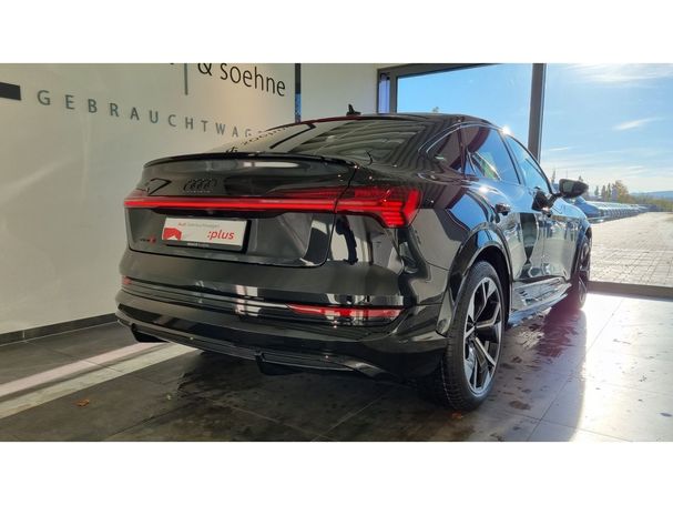 Audi e-tron quattro 370 kW image number 27